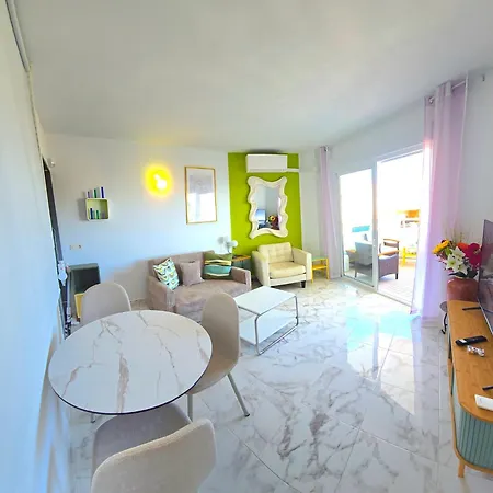 Apartamento Nogalera Skyline Retreat One Bedroom With Balcony And Amazing Sea And Views Free Parking By Namaste Elite Torremolinos