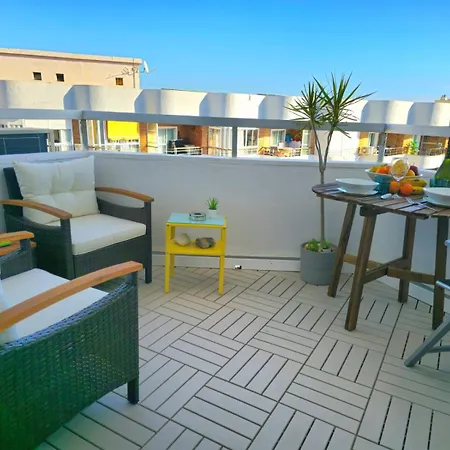 Nogalera Skyline Retreat One Bedroom With Balcony And Amazing Sea And Views Free Parking By Namaste Elite * Torremolinos