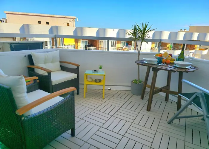 Nogalera Skyline Retreat One Bedroom With Balcony And Amazing Sea And Views By Namaste Elite * Torremolinos