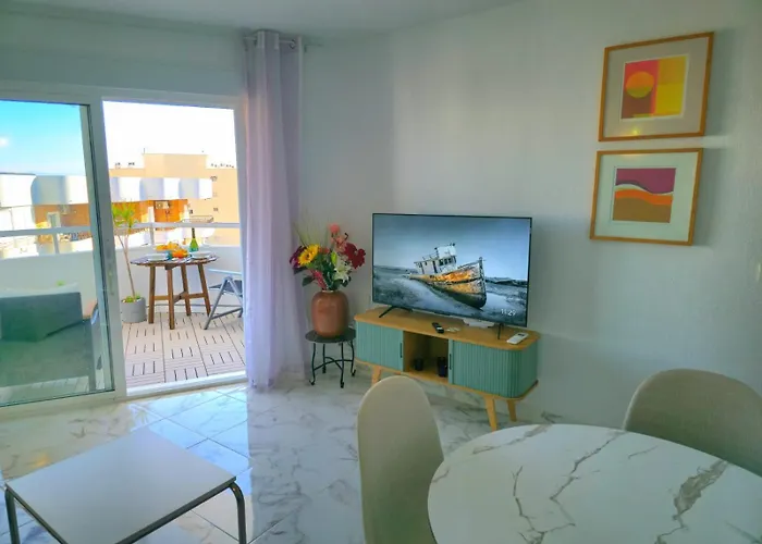 Nogalera Skyline Retreat One Bedroom With Balcony And Amazing Sea And Views By Namaste Elite Apartament Torremolinos